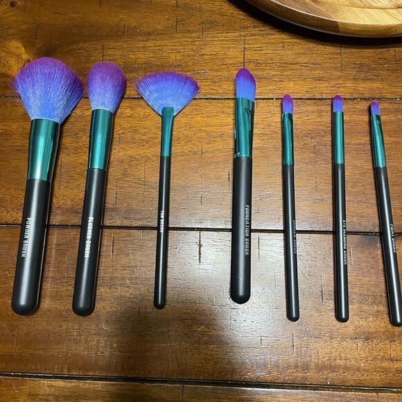 7 Piece Makeup Brush Set - Picture 1 of 3